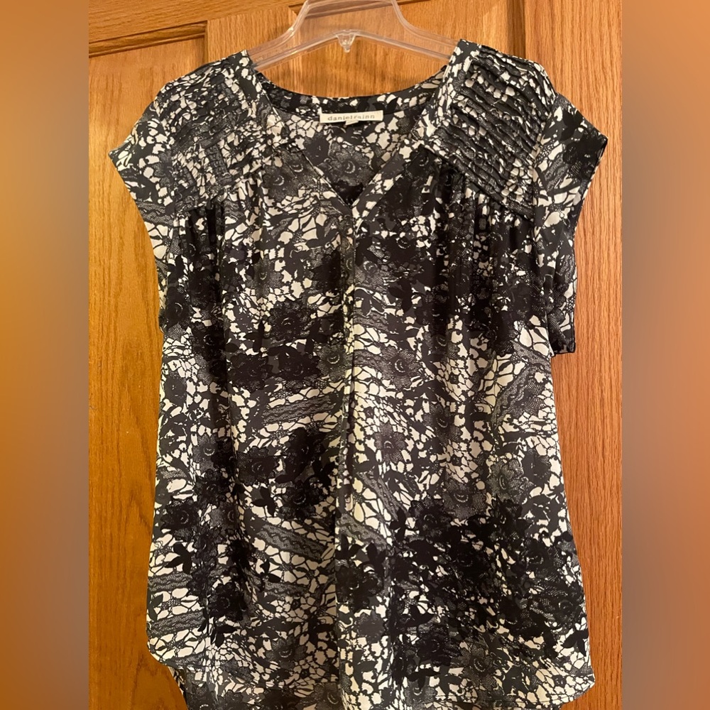 Stitch Fix Daniel Rainn Large Blouse